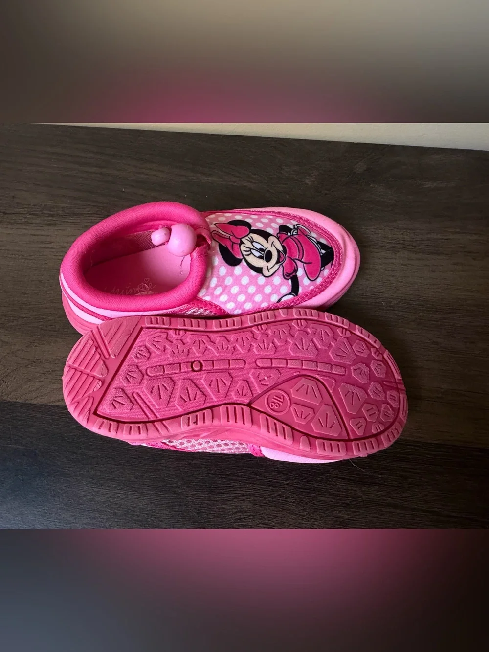 Disney Minnie Mouse Girls Water Shoes Aqua Swim Shoes Pink Size 7/8